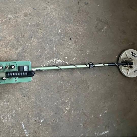 relic magnum 6 metal detector