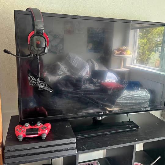 TV, ps4 pro, controller, and headset. OBO