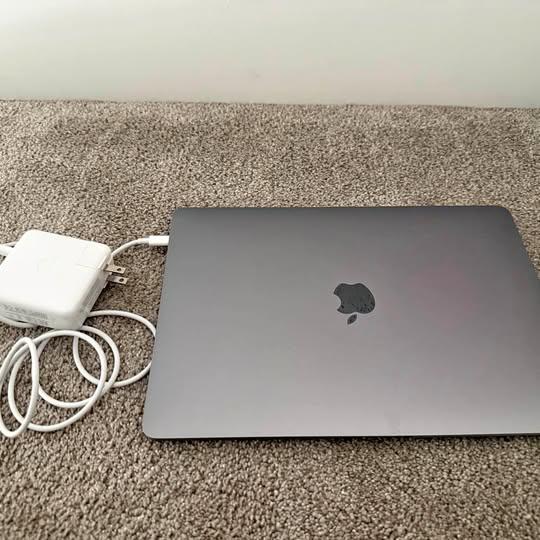 2020 MacBook Air (Intel, 8 GB RAM 256 GB SSD)