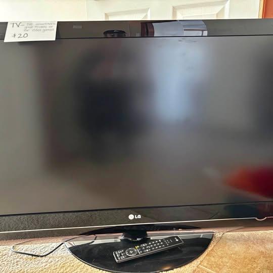 LG 42” TV