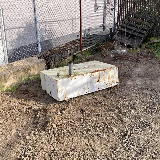 Fuel tank used approximately 30 gallons. $50 obo
