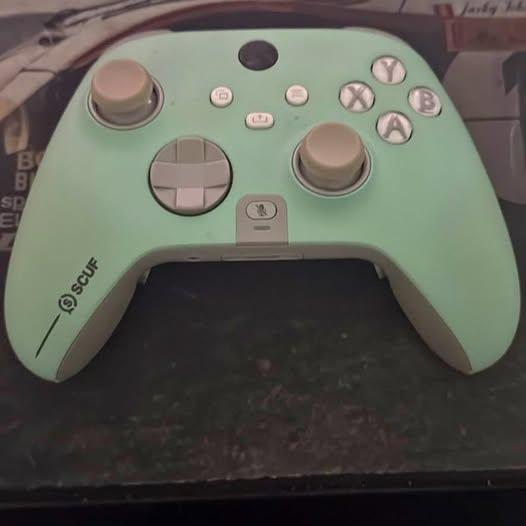 Scuf controller