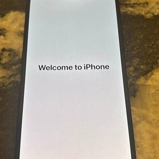 iPhone 15 128 GB like new