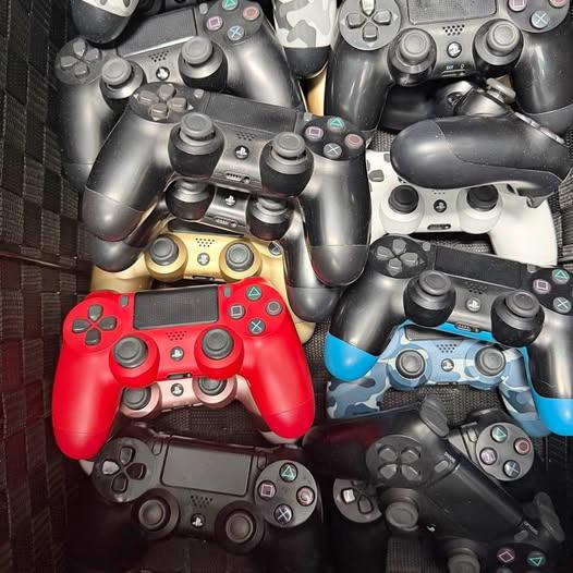 Ps4 controllers