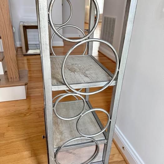 Side table w/ a storage drawer