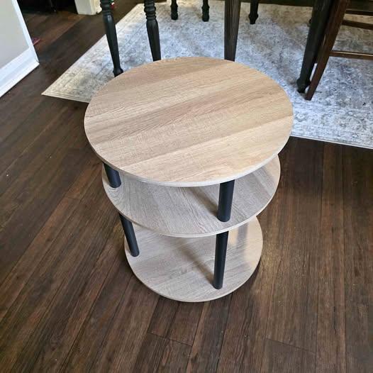 Round Side Table Wood Accent