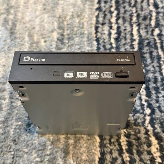 Plextor PX-810SA 18x SATA Dual Layer DVD-RW CD-RW Drive Black