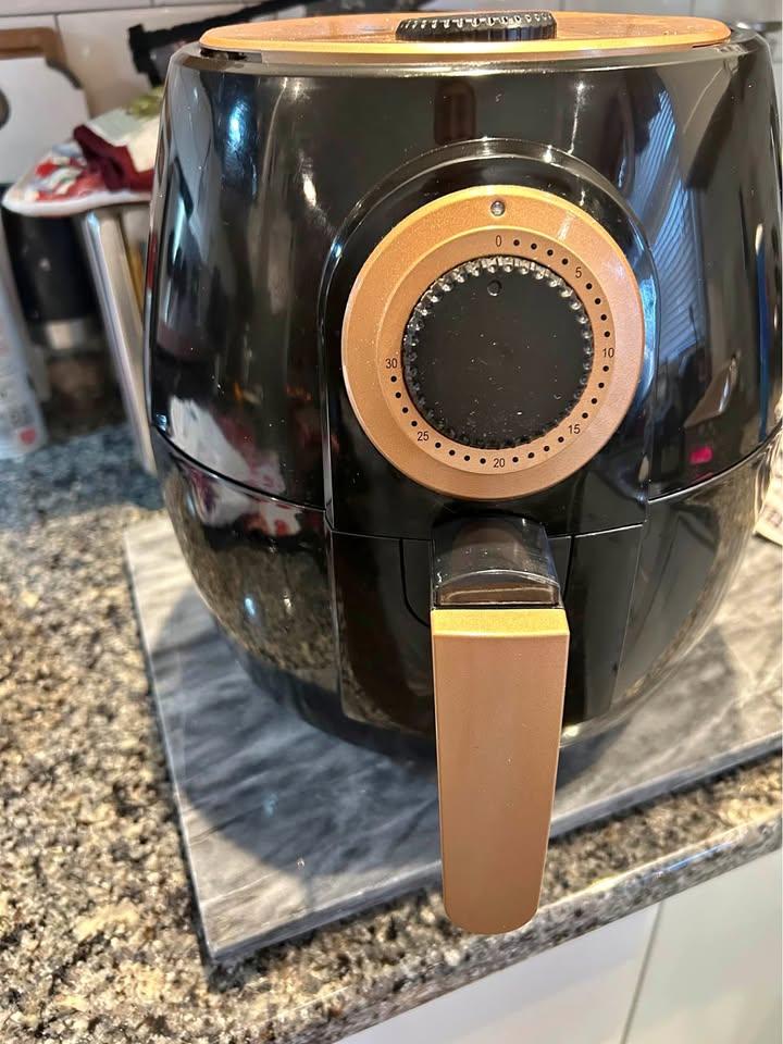 Gotham steel air fryer w liners