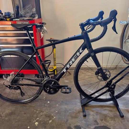 Trek Domane AL5 54cm w/ Extras