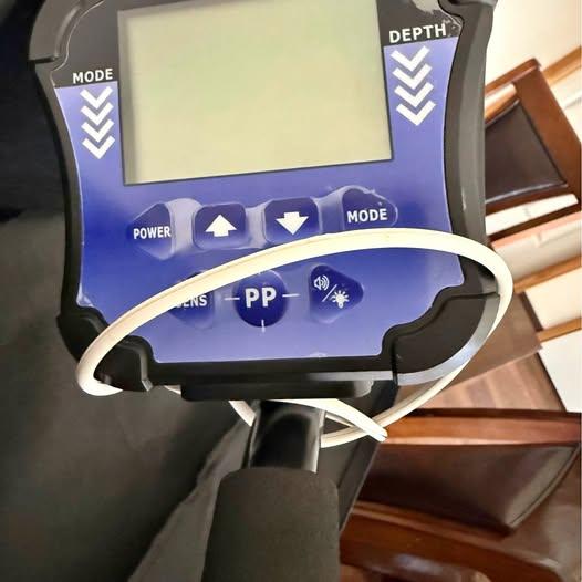 PalliPartners Metal Detector with Headphones & Bag