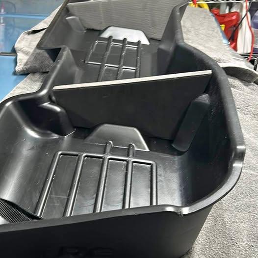 2014-2018 GM Truck under seat storage