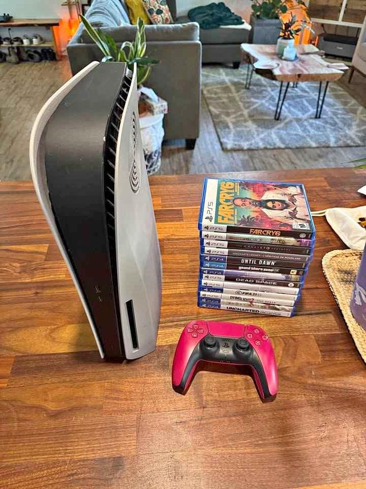 PLAYSTATION 5