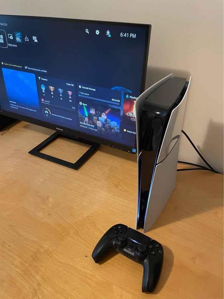 PLAYSTATION 5 5
