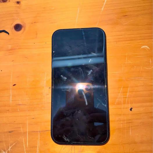 iPhone 16