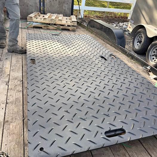 Ground protection mats 4’x8’