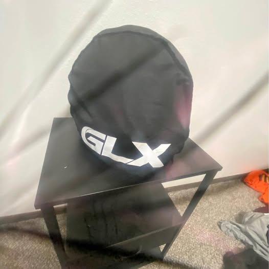 Medium helmet ￼
