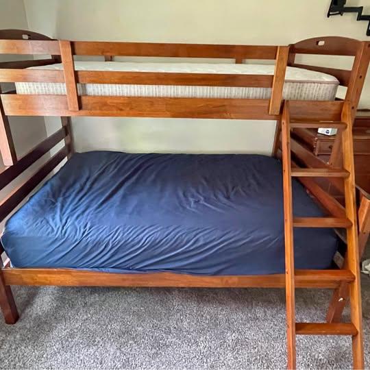 Bunkbed - Twin/Full