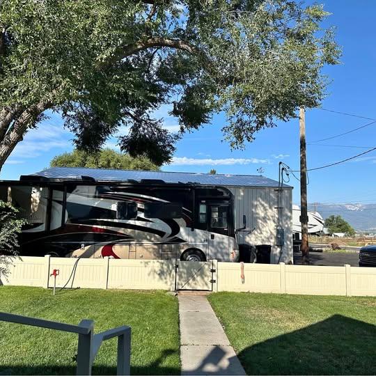 2011 Winnebago meridian