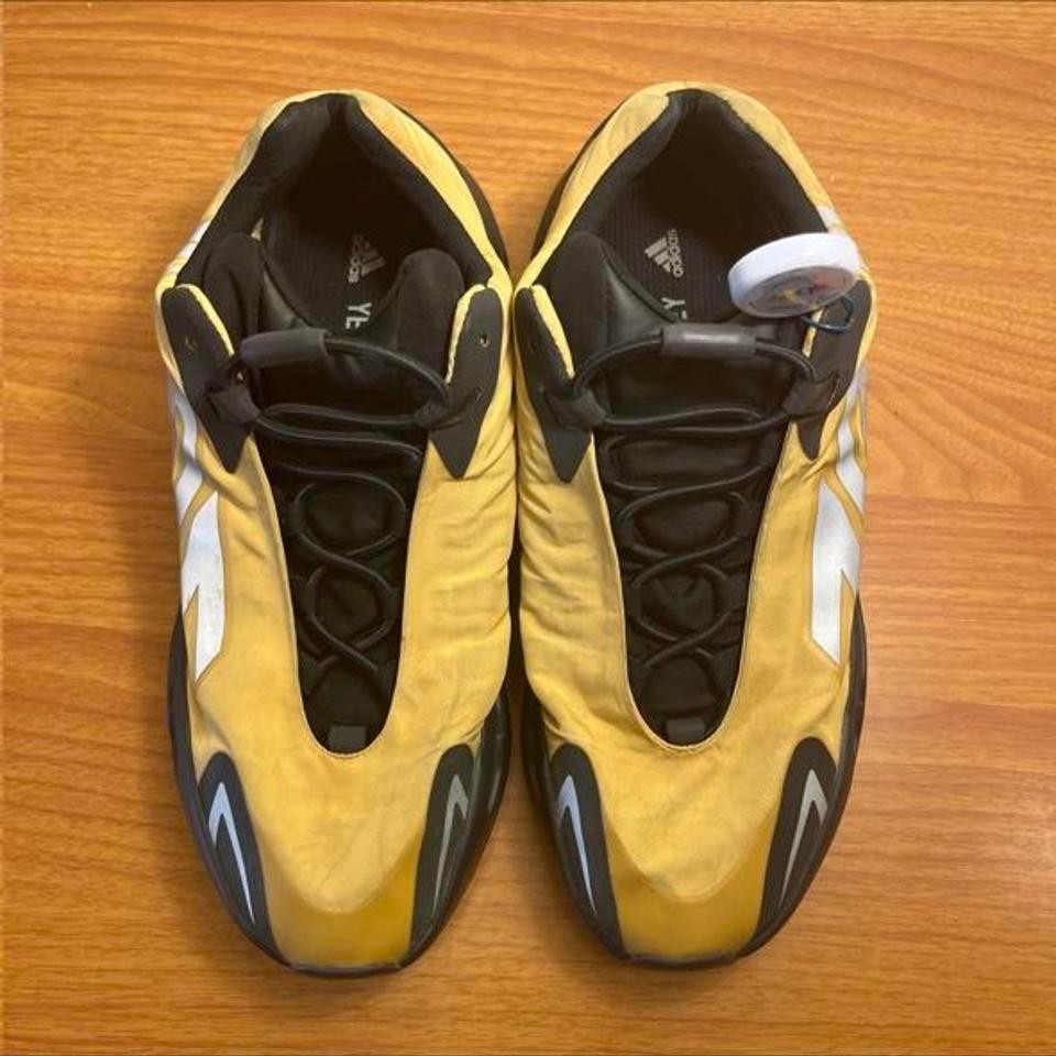 Adidas Yeezy Boost 700 Mnvn 7779 2