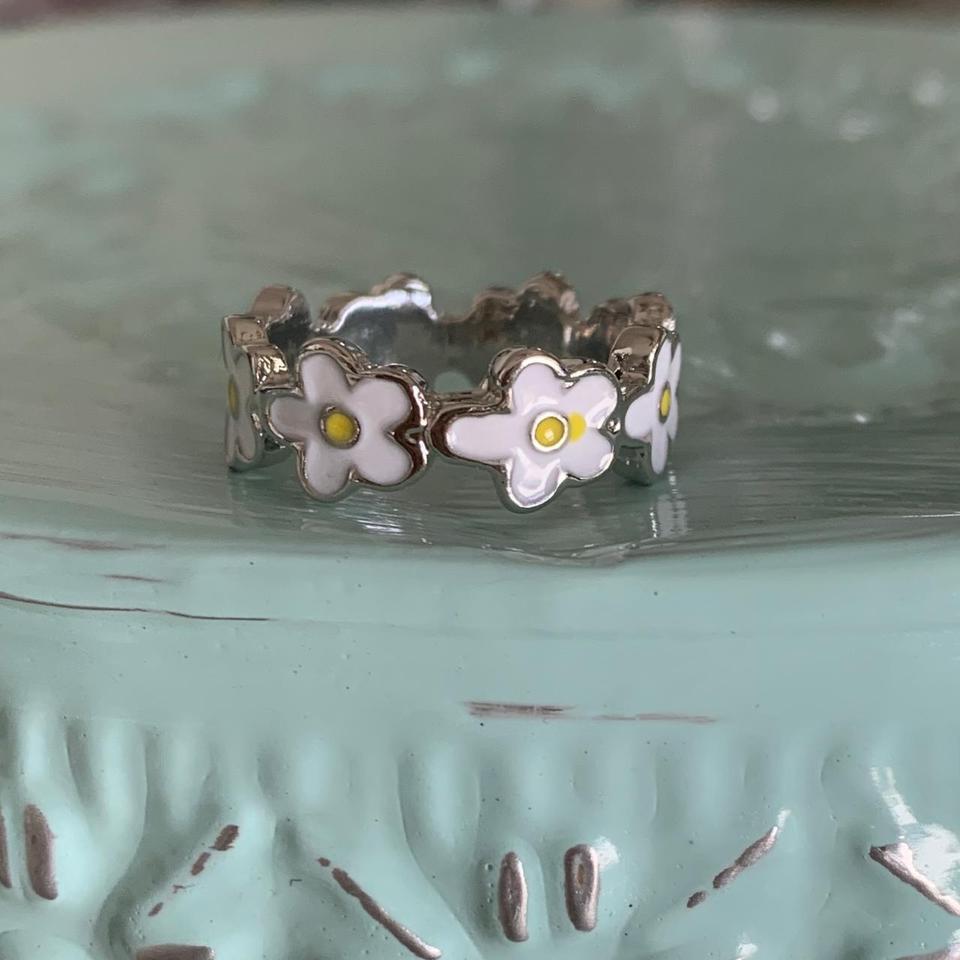 Daisy Ring Best D692