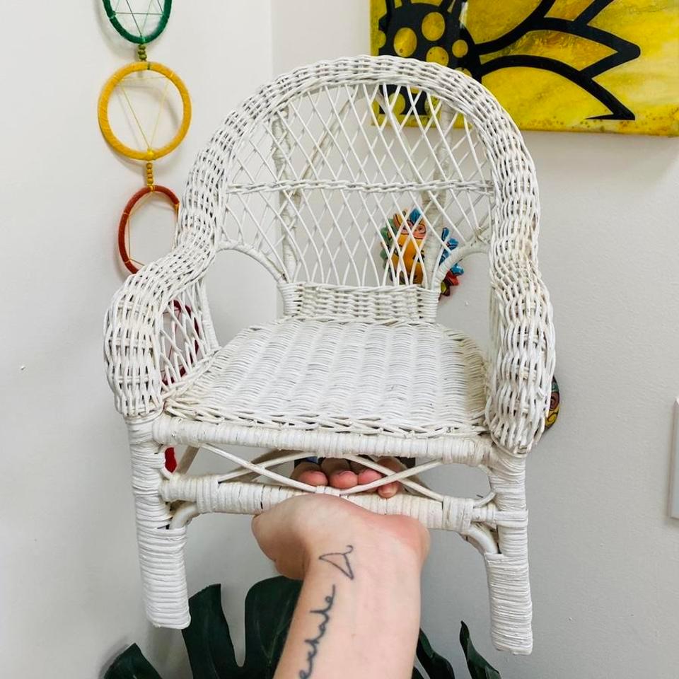 Small White Wicker Chair Great 2
