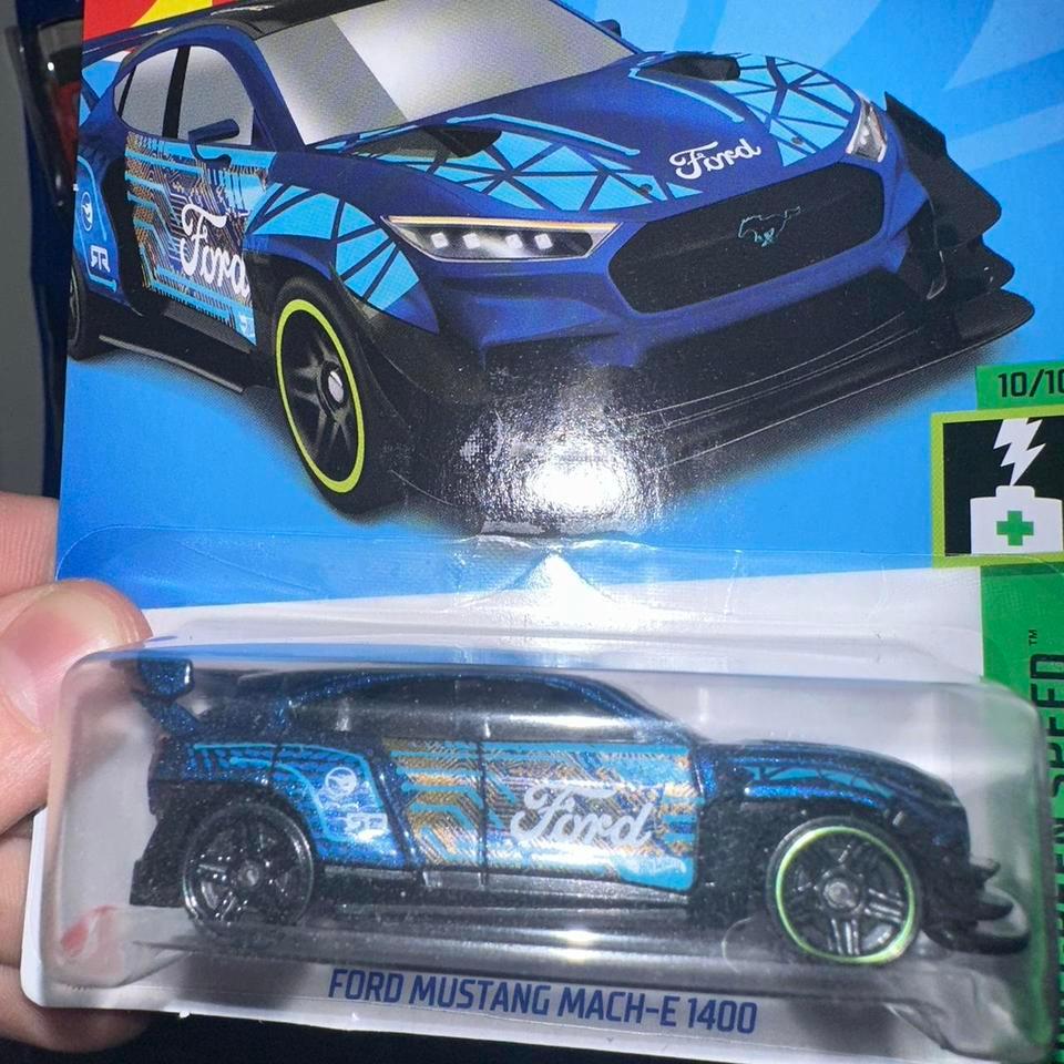 Hot Wheels Ford Mustang Mach 2