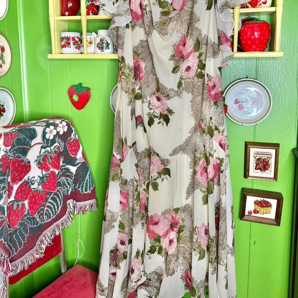 Gorgeous Vintage Beaded Sequenced 3