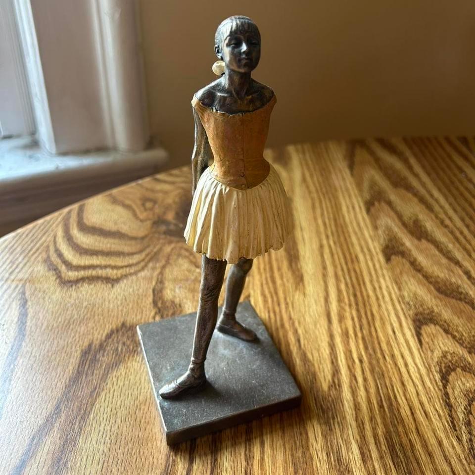 7 Inch Tall Reproduction Of 43de