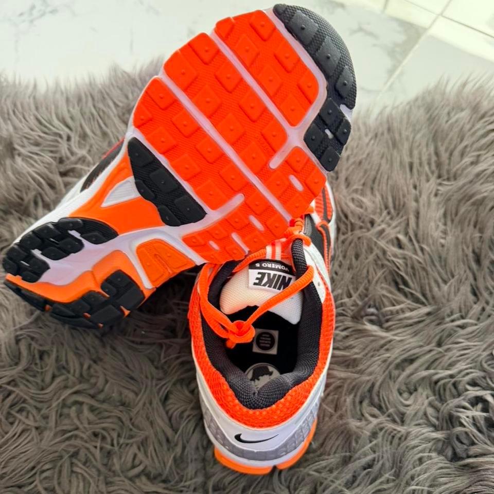 Nike Zoom Vomero 5 Size 1d24 6
