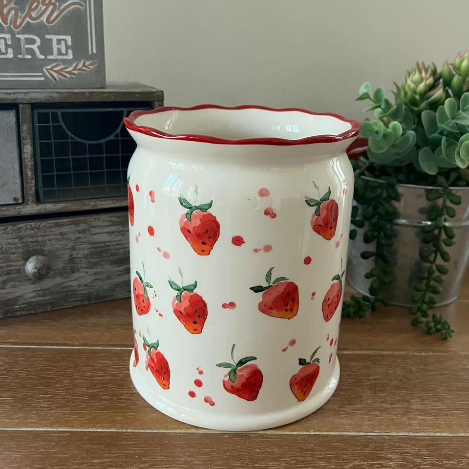 New Farmhouse Scattered Strawberries Ceramic 48f1 4