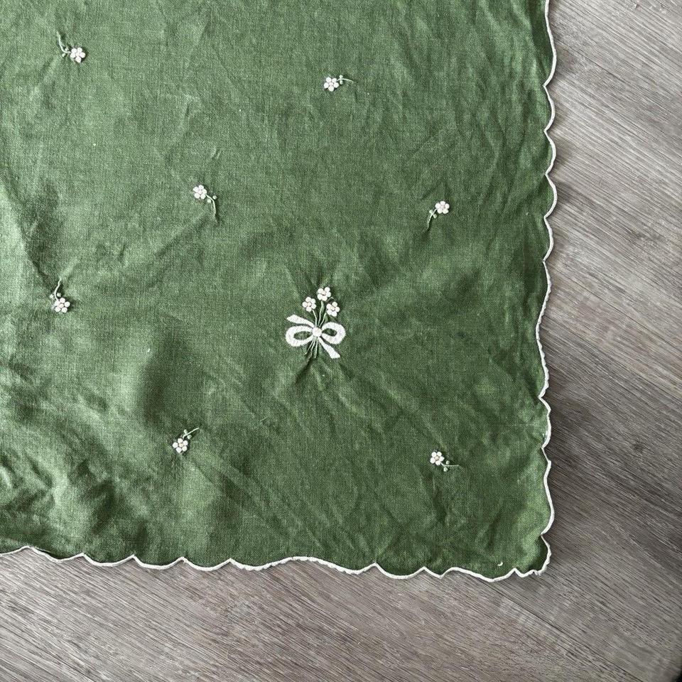 40 In2 Scallop Ham Tablecloth D733 5
