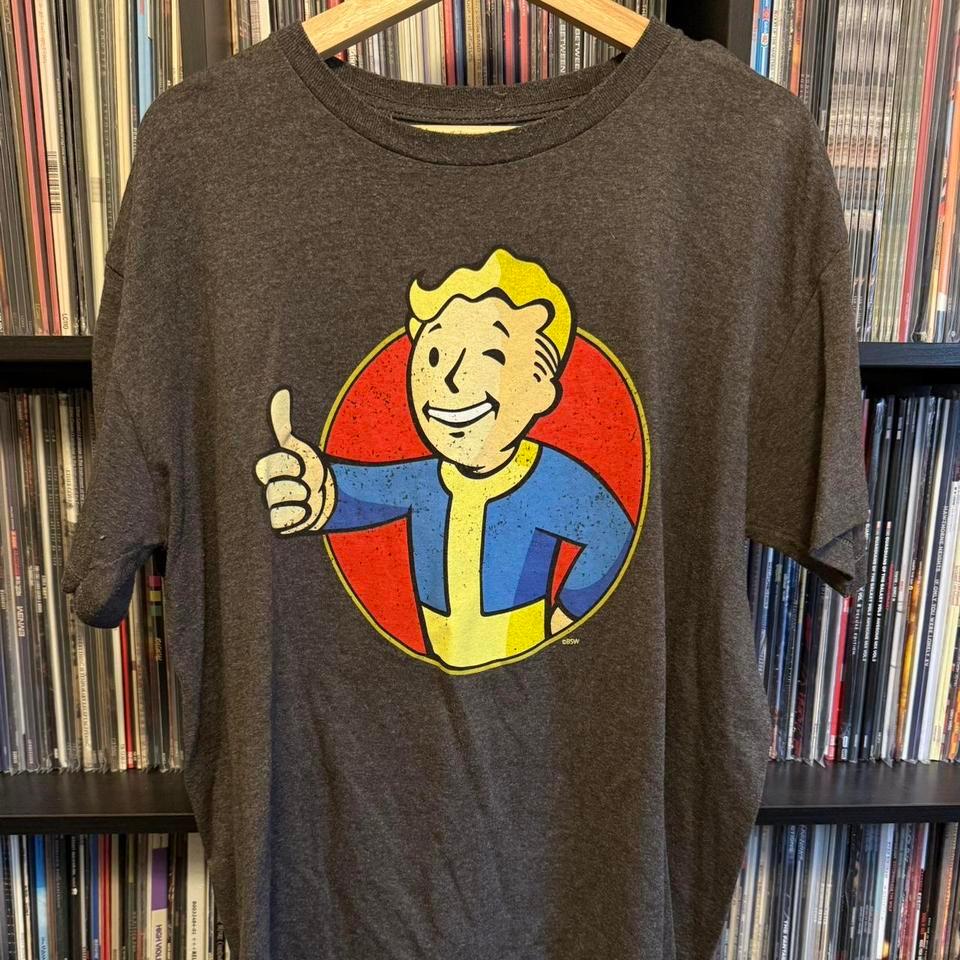 Grey Fallout 3 Graphic Tee