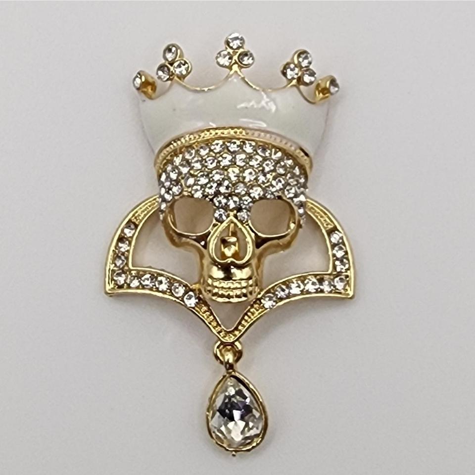 Rhinestone Skull Queen Waterdrop Brooch 0640 4