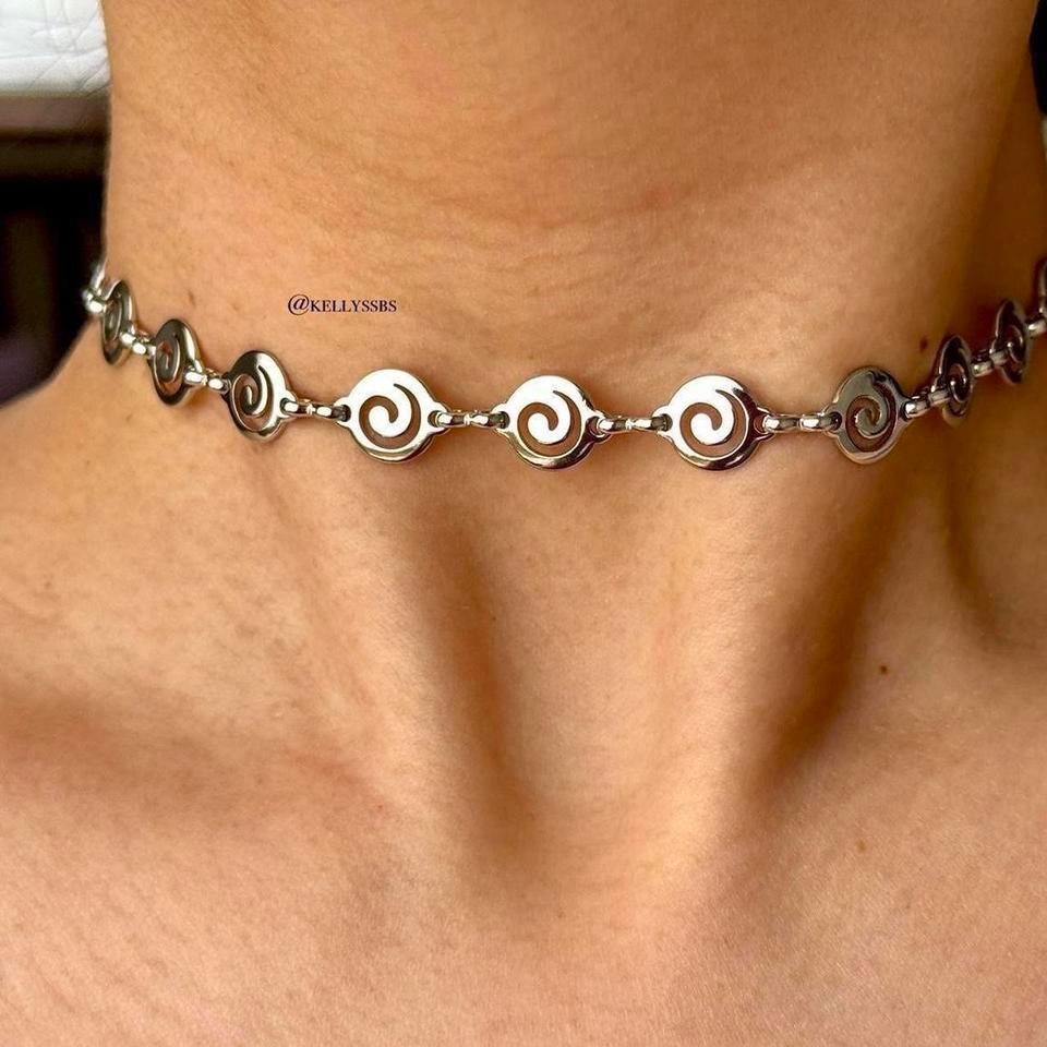 Spiral Cut Coin Choker Necklace Ac5b