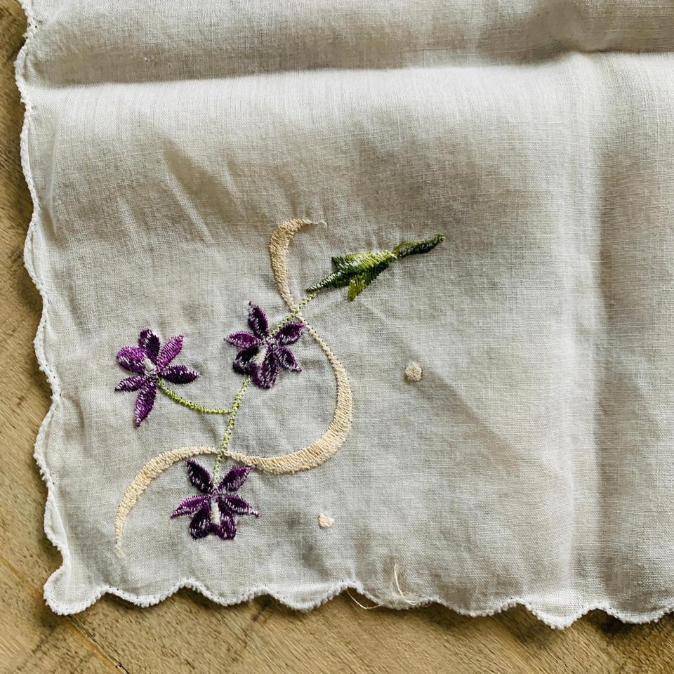 Scalloped Hand Embroidered Handkerchief Purple 0aa7 4