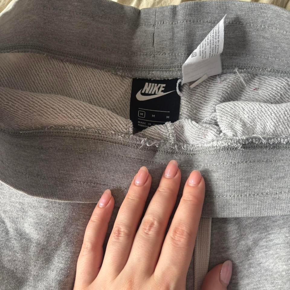 Nike Grey Sweat Shorts Size 0f4d 2