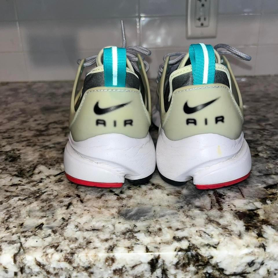 Sz 8 Nike Air Presto 3