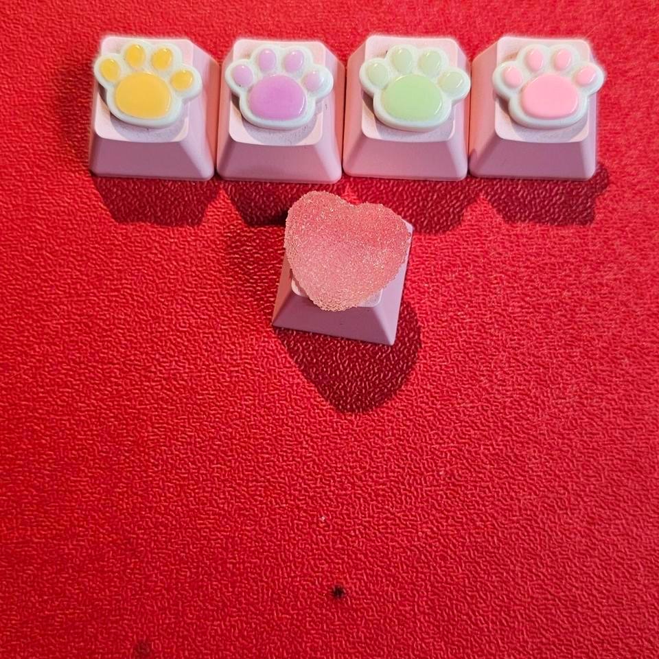Paw Keycap Set With Heart 4e32 6