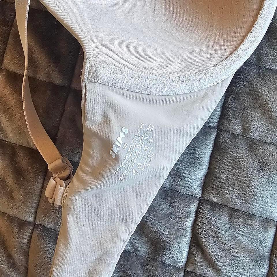 Skims Fits Everybody Unlined Demi 349d 3