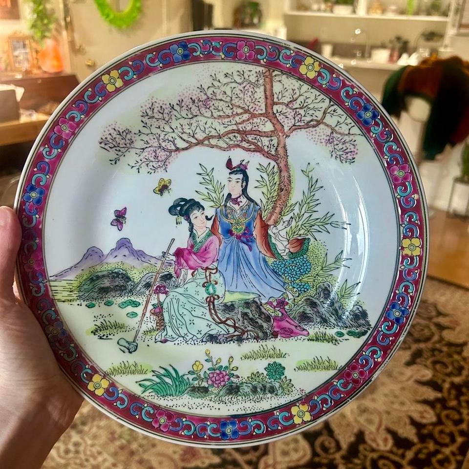 Vintage Hand Painted Asian Porcelain Trinket 742d 8