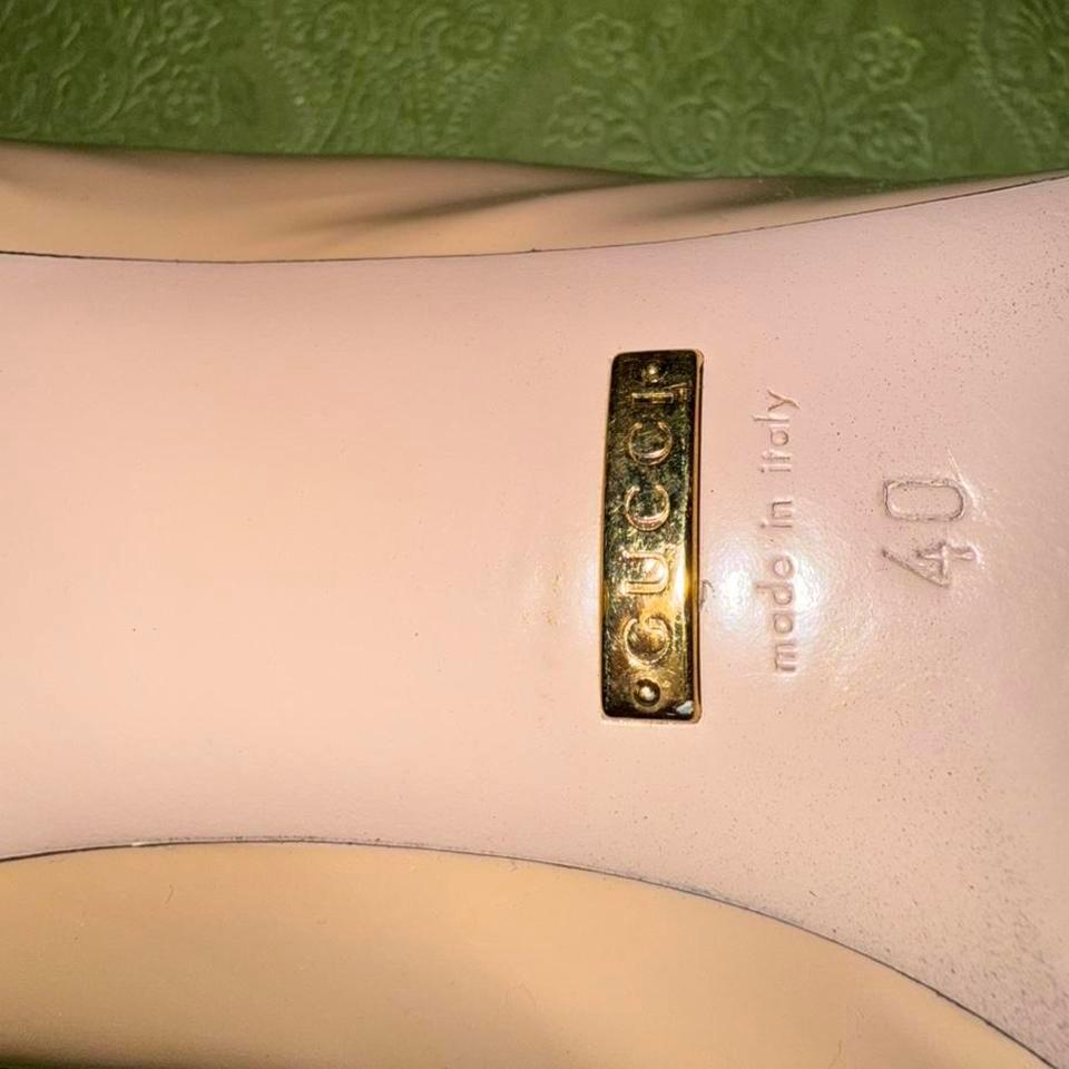 Cream Gucci Patent Leather Pumps 5