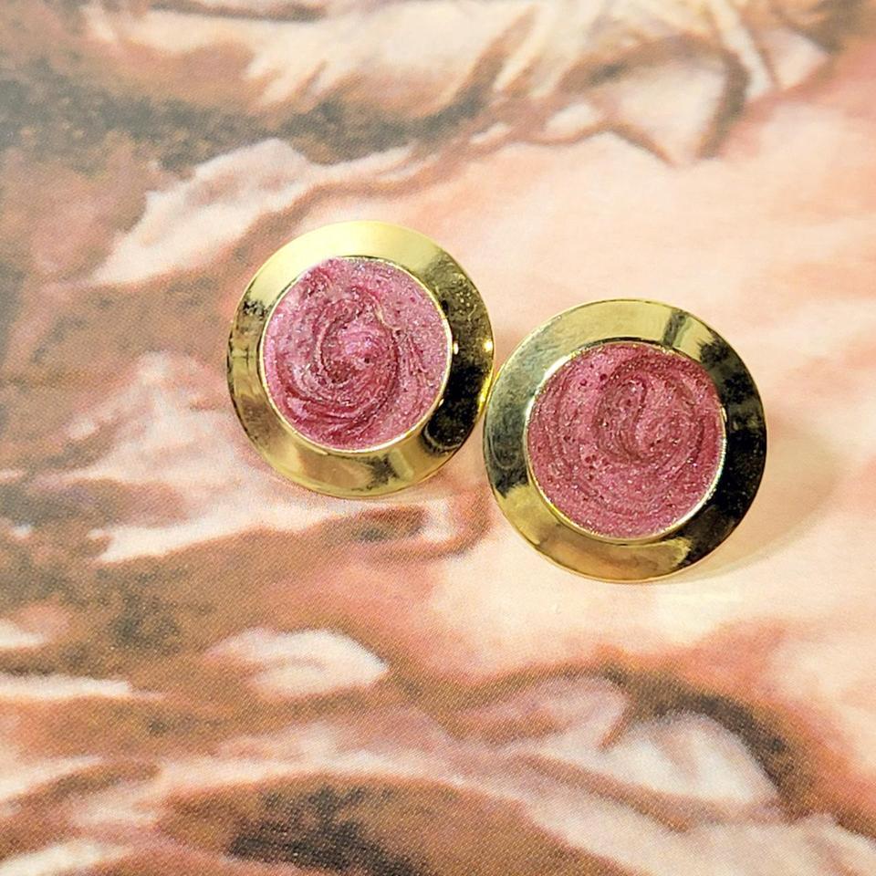 Gold Tone 1980s Rose Pink 3