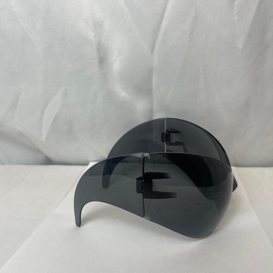 Black Oversized Futuristic Visor Sunglasses 8b83 7