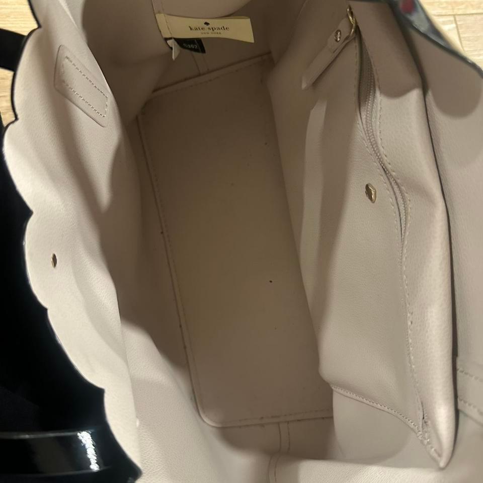 Kate Spade Scalloped Edge Bucket 4