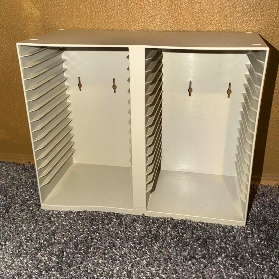 Tenex Medin Work Storage Cd B4c2