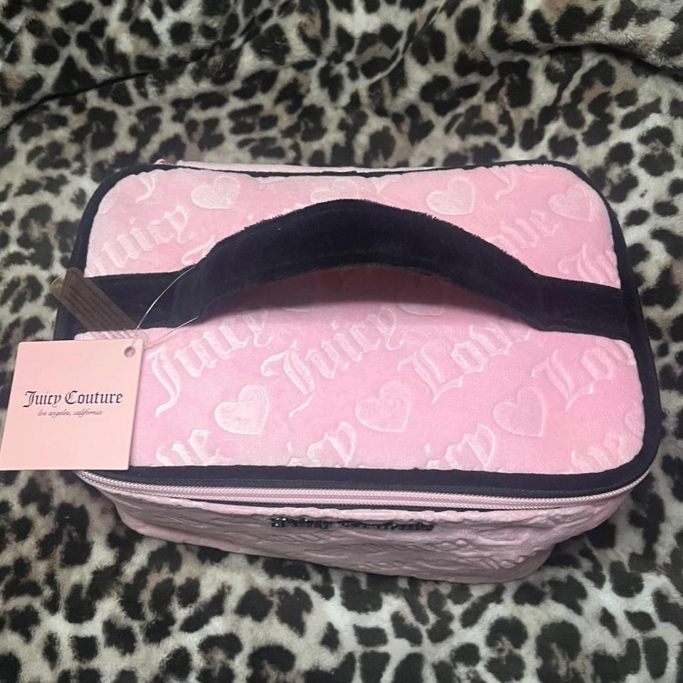 Juicy Couture Pink Velvet Makeup 6332 2
