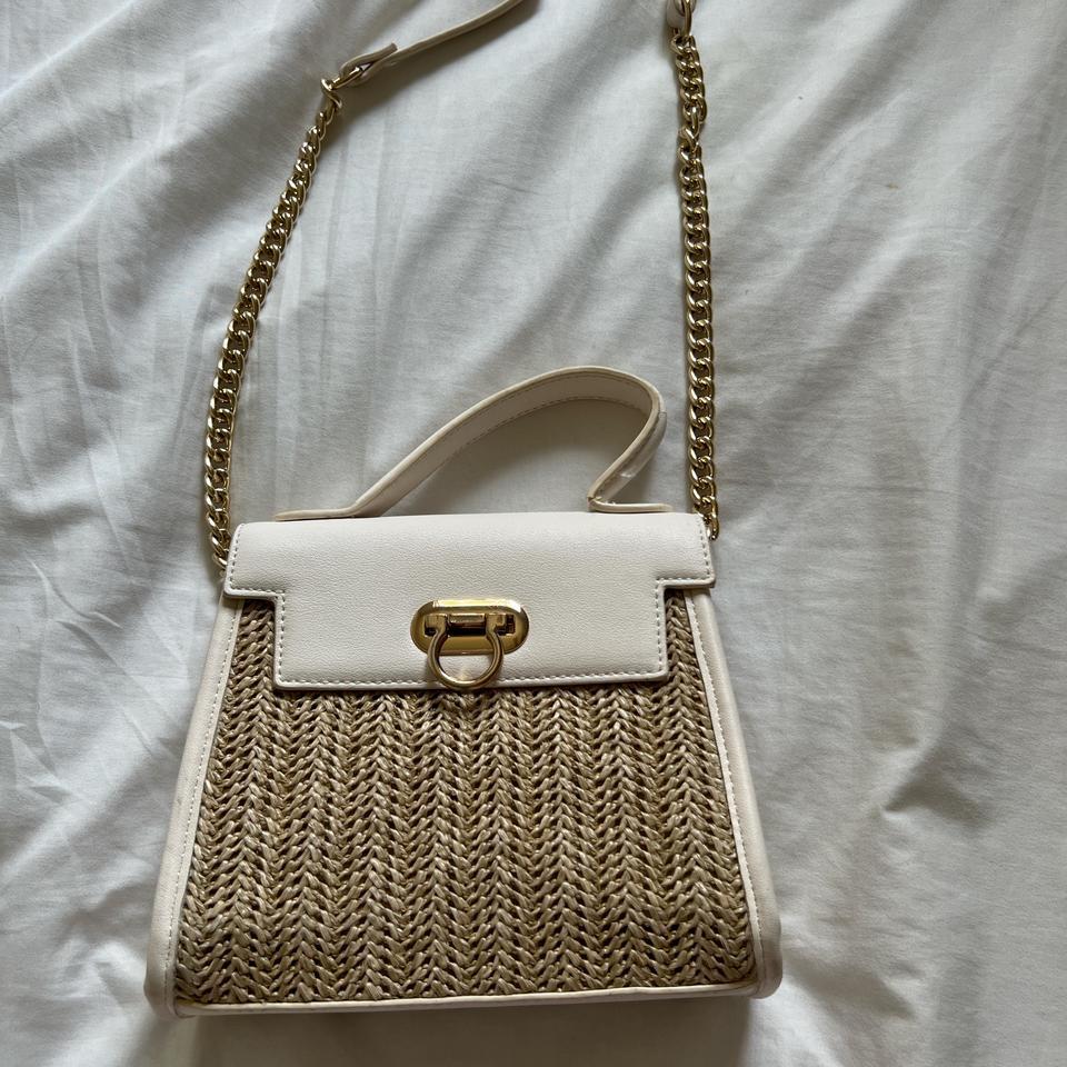 White And Tan Straw Crossbody 268e