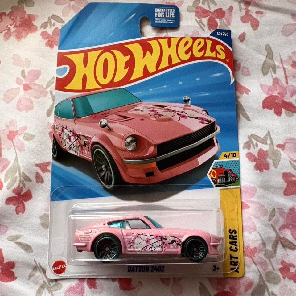 Hot Wheels Datsun 240z Pink 4b3d