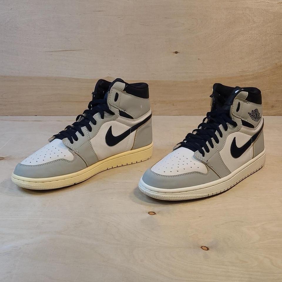 Nike Air Jordan 1 Retro 3d58 4