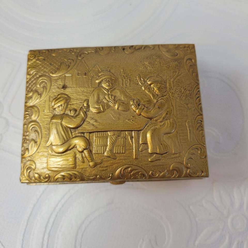 Vintage Brass Box Decorative Embossed 012f